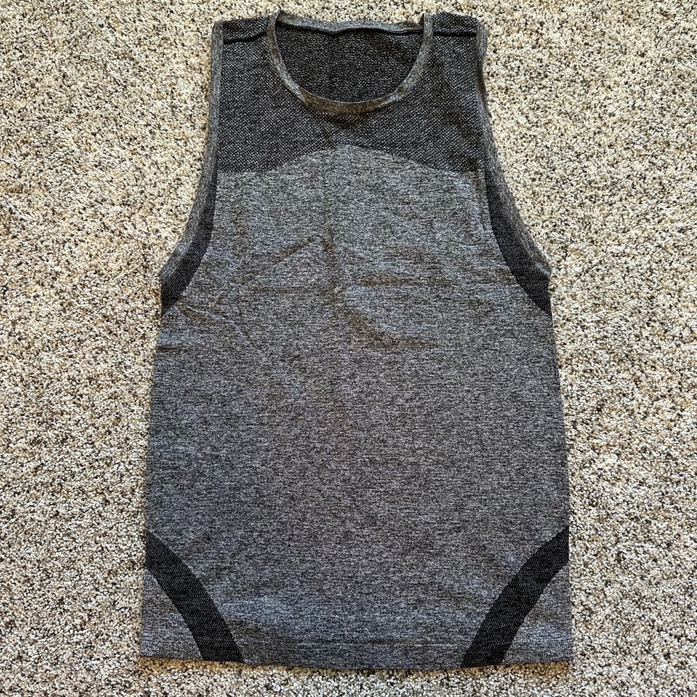 Men’s workout tank top